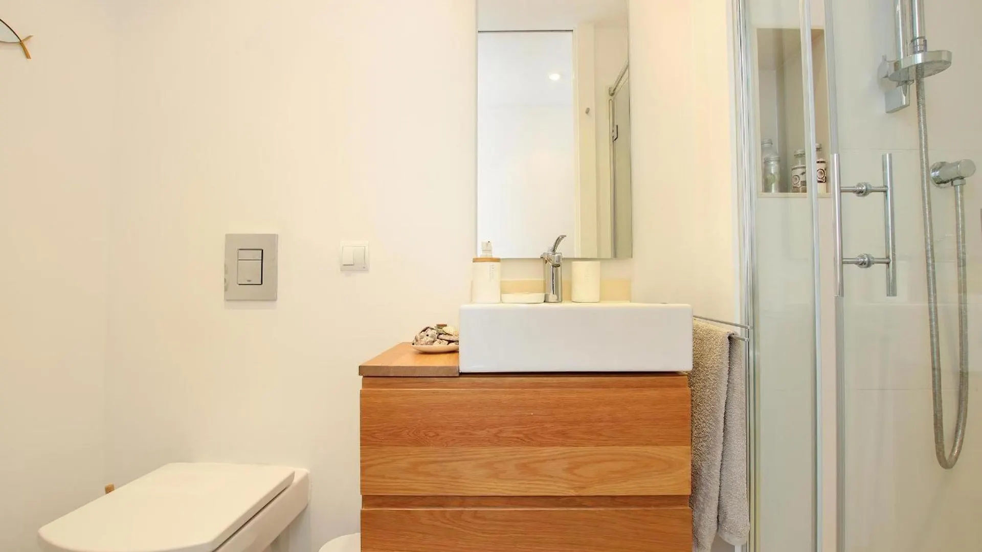 Nuria Apt Cala de Sant Vicenc Apartman